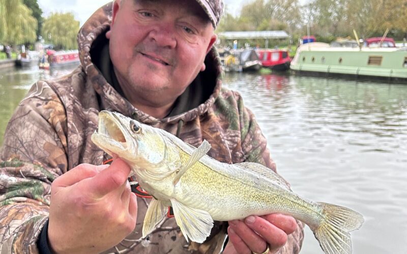 Zander fishing on the River Ouse